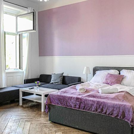 Commodious 2Br Apt. Near Akh-Perfect For Groups Wien Ngoại thất bức ảnh
