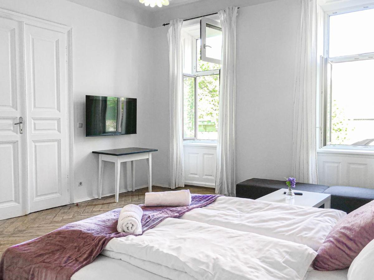 Commodious 2Br Apt. Near Akh-Perfect For Groups Wien Ngoại thất bức ảnh